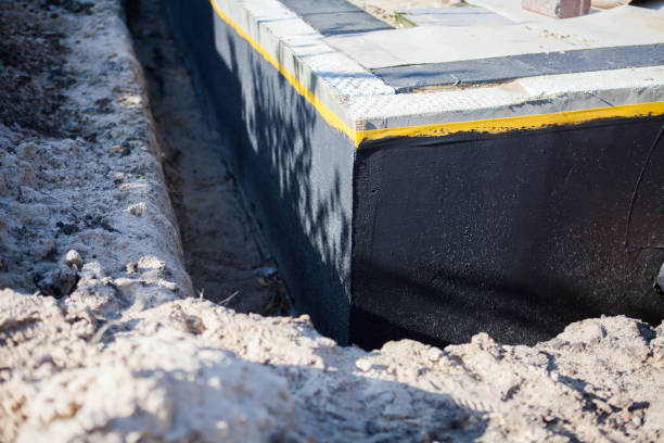 Professional Vapor Barrier Installation technician working in Hemlock, IN